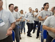 Imagem Palestrante Dill Casella no Lançamento do Novo Golf