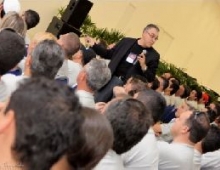 Imagem Palestrante Dill Casella no Lançamento do Novo Golf