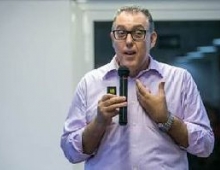 Imagem Palestra Em Organização Que Pensa Diferente