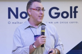 palestrante dill casella no lançamento di novo golf capa
