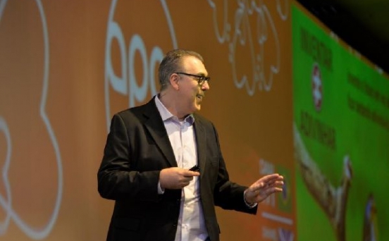 Dill Casella na APAS show vendas sugestivas